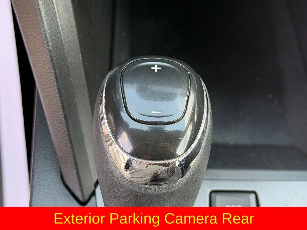 Used 2017 QUICKSILVER METALLIC GMC SLE image 13