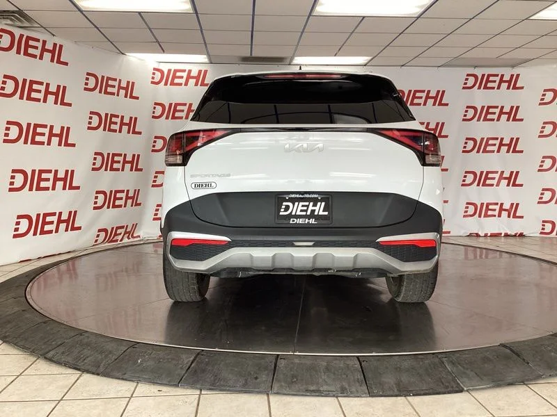 Used 2024 White Kia EX image 6