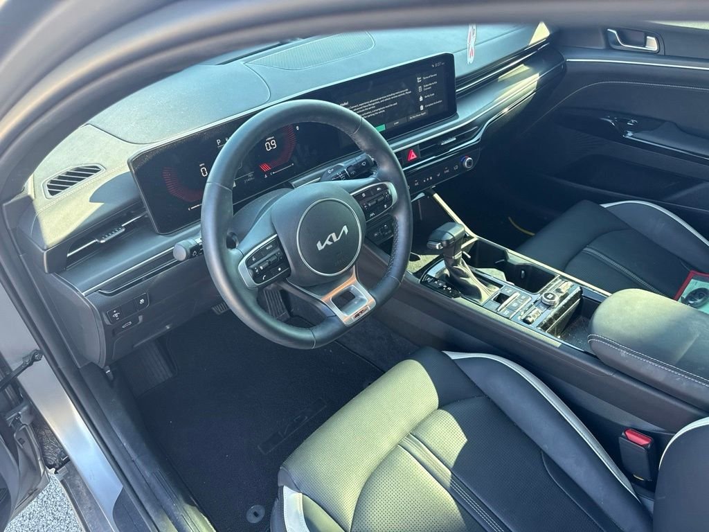 Used 2025 Steel Matte Gray Kia GT-Line image 10