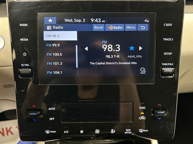 Used 2024 White Pearl Hyundai SEL image 30