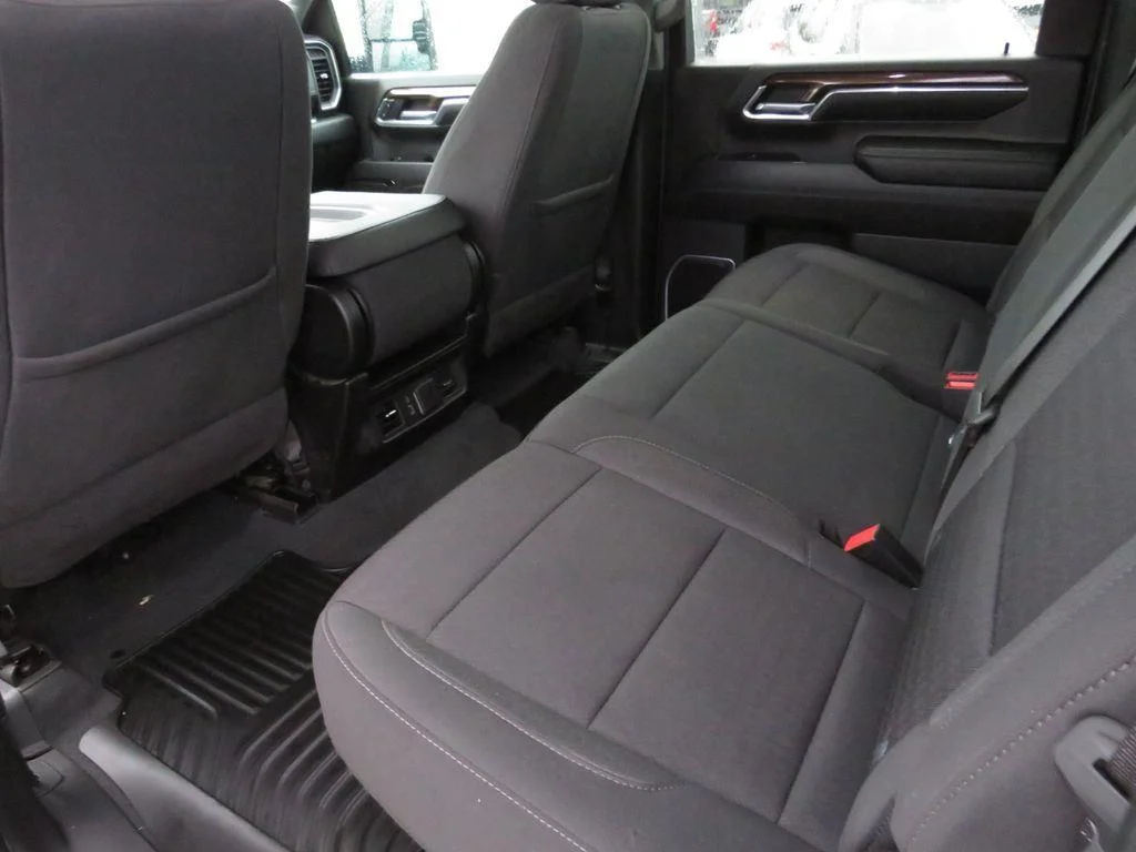 Used 2024 Black Chevrolet LT image 21
