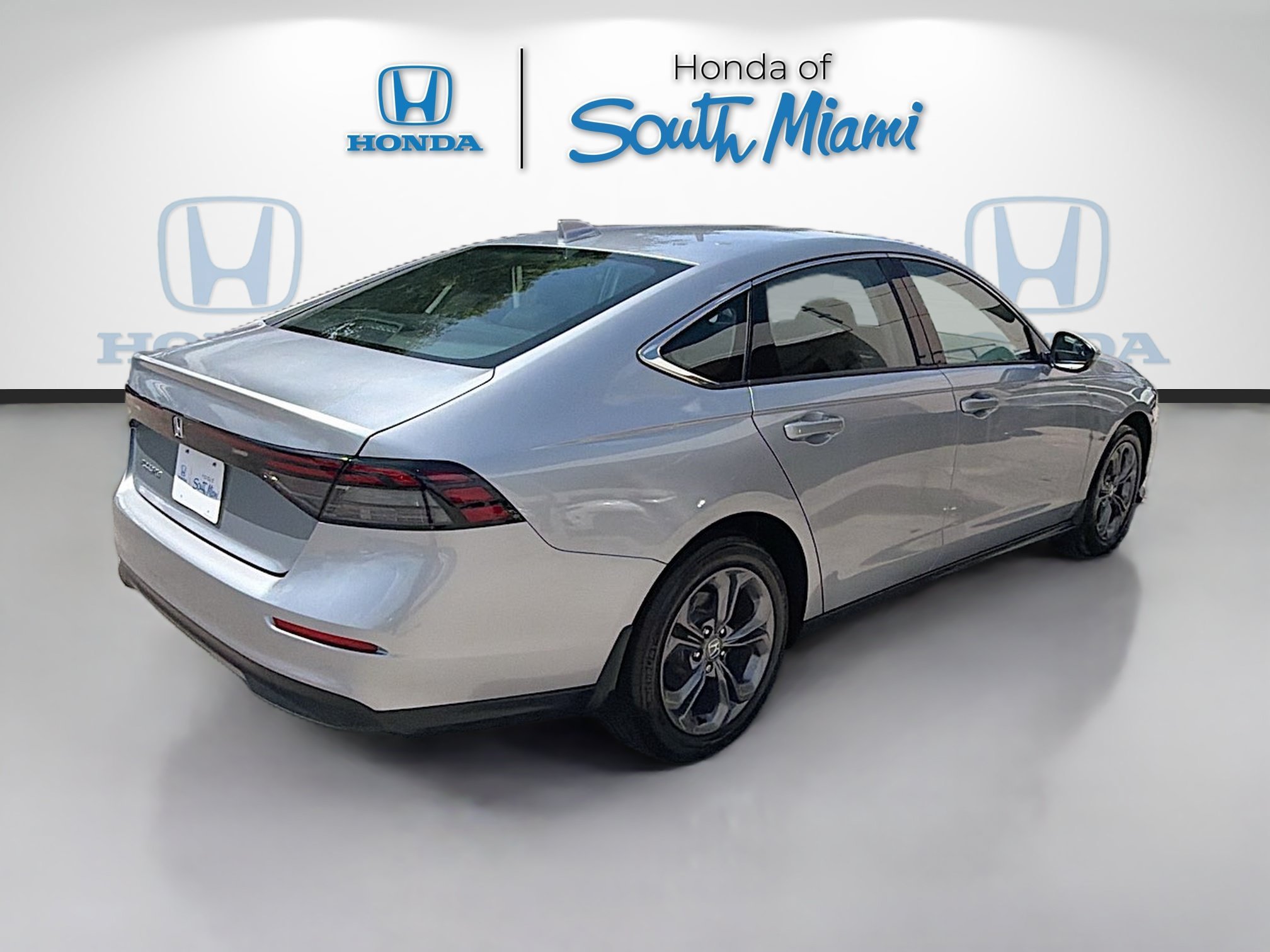 2024 Honda Accord EX - Photo 7