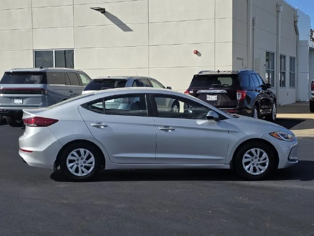 Used 2018 Symphony Silver Hyundai SE image 3