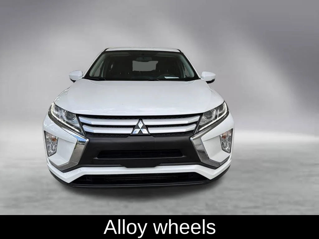 Used 2020 White Mitsubishi ES image 10