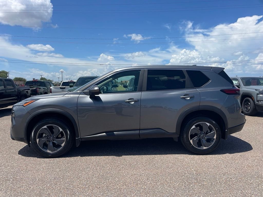 Used 2024 Gray Nissan SV image 4