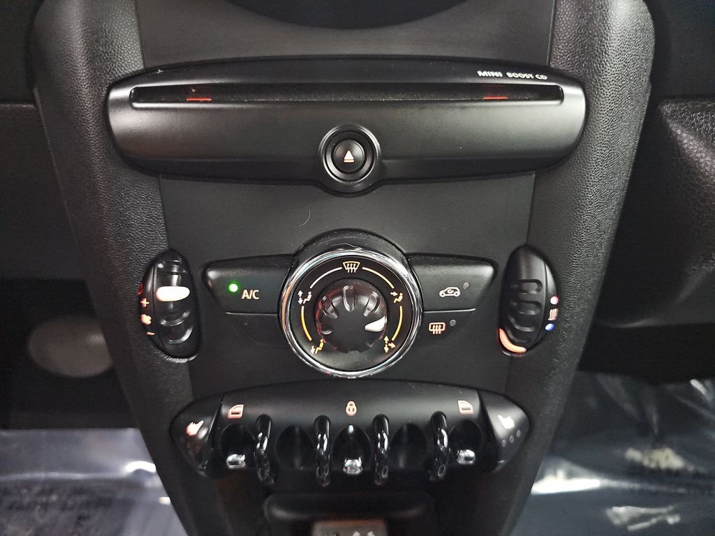 Used 2014 Silver MINI Base image 23