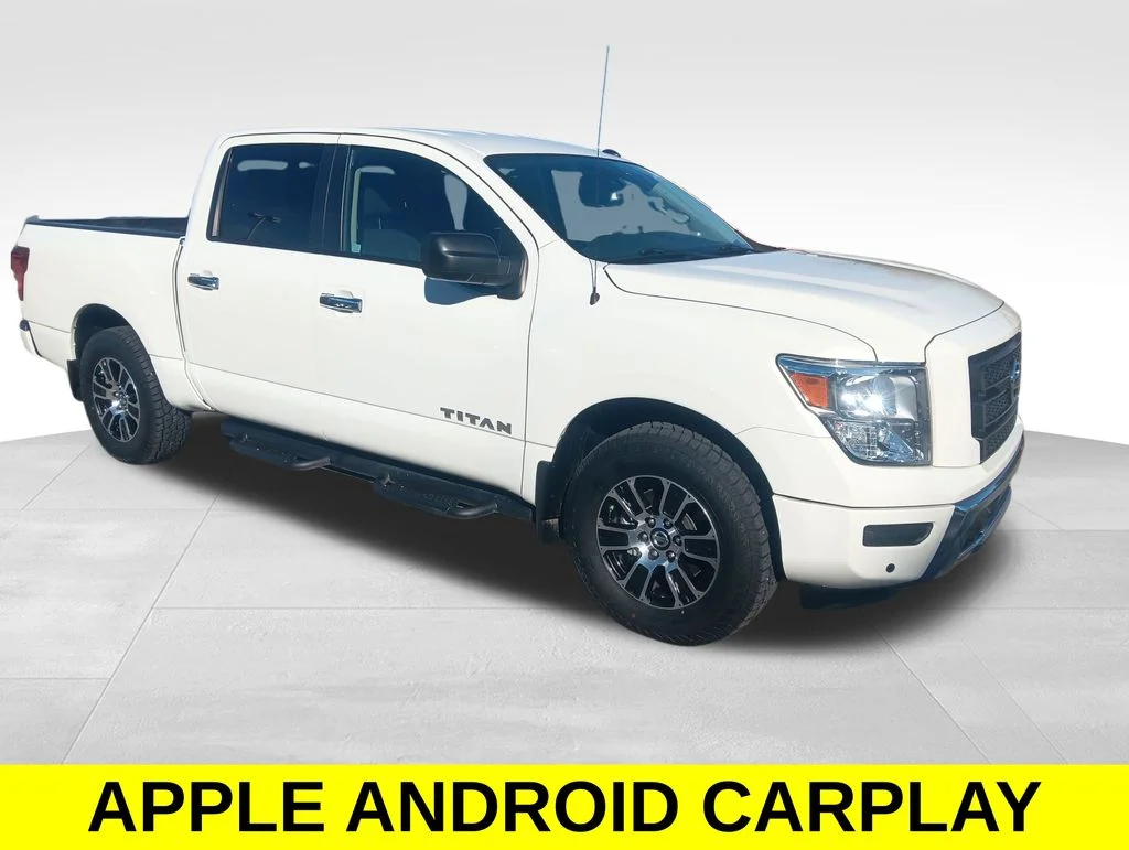Used 2021 White Nissan SV image 8