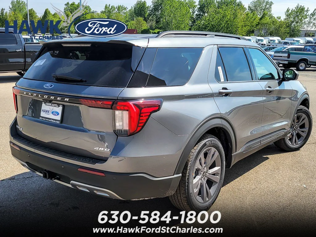 New 2026 Carbonized Gray Metallic Ford Active image 6