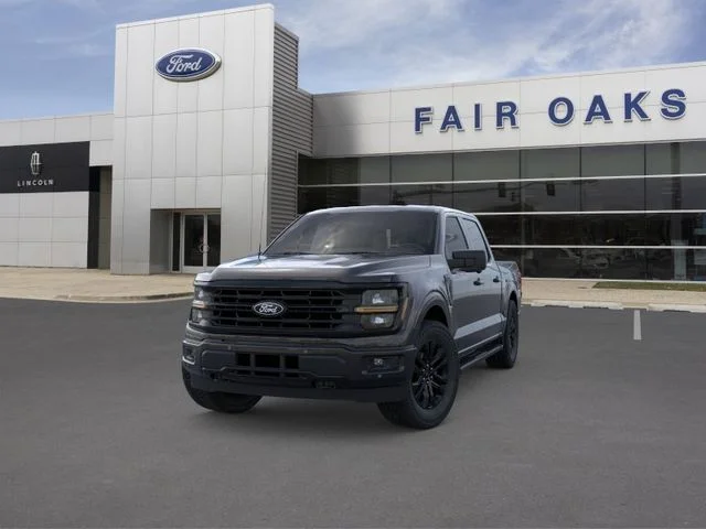New 2026 Agate Black Metallic Ford XLT image 2
