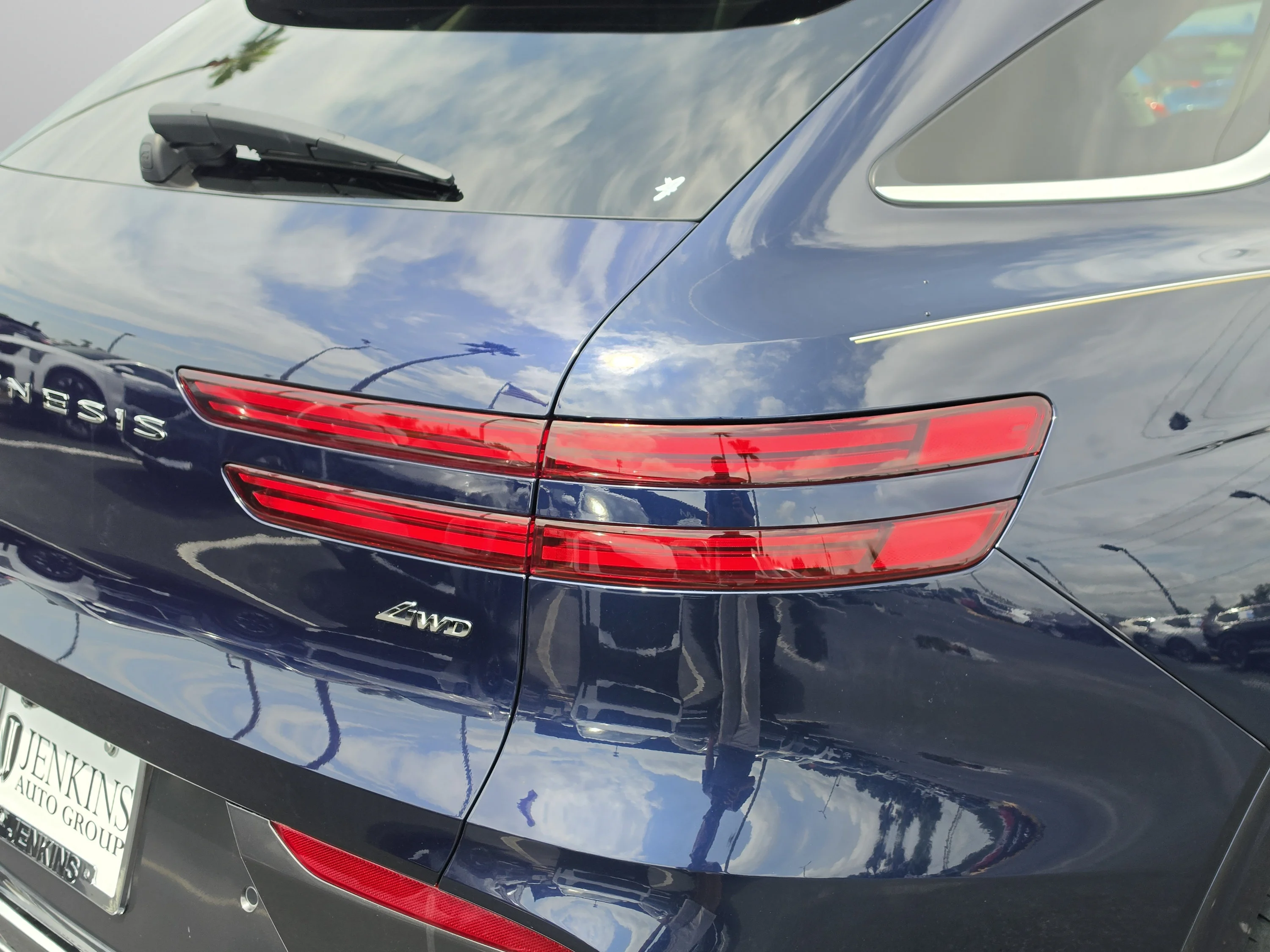 Used 2026 Capri Blue Genesis 2.5T Select image 14