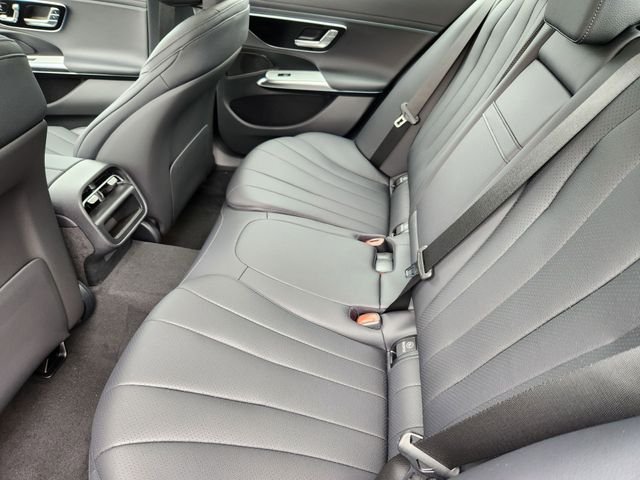 New 2026 MANUFAKTUR Alpine Grey Mercedes-Benz E 350 image 12
