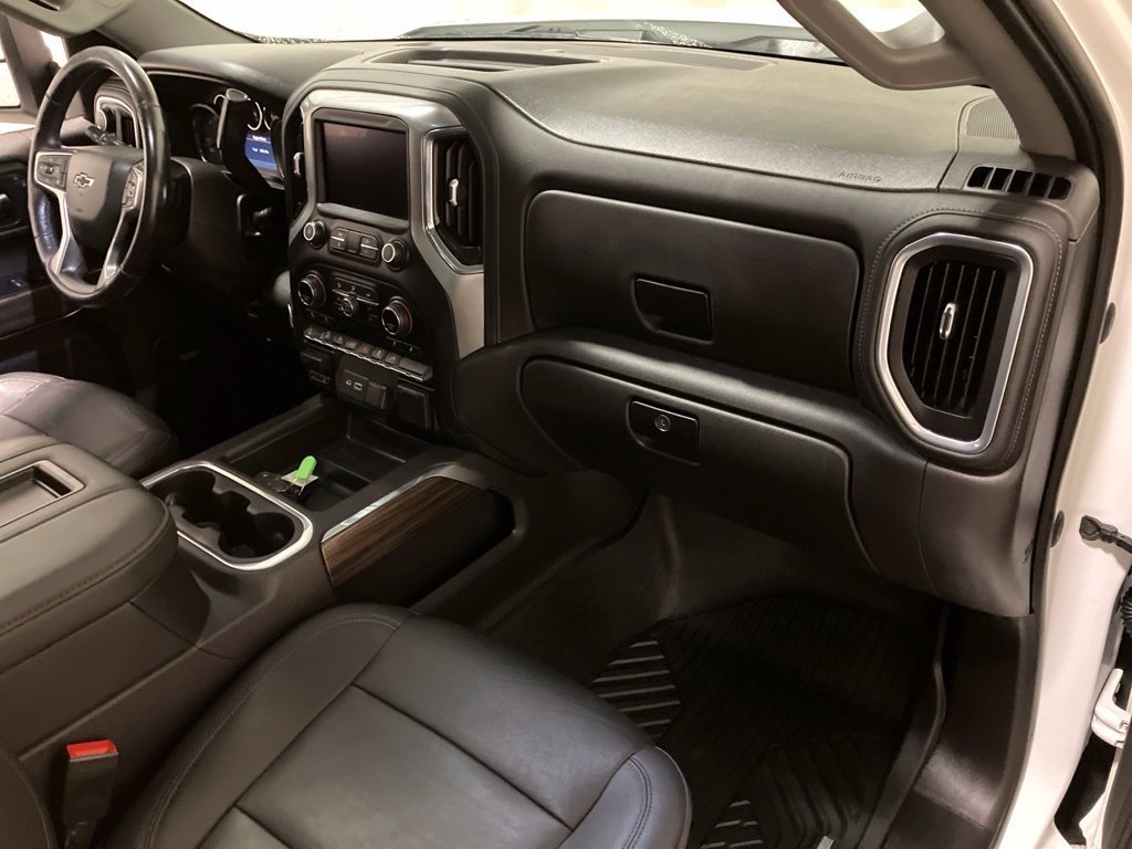 Used 2021 Summit White Chevrolet RST image 20