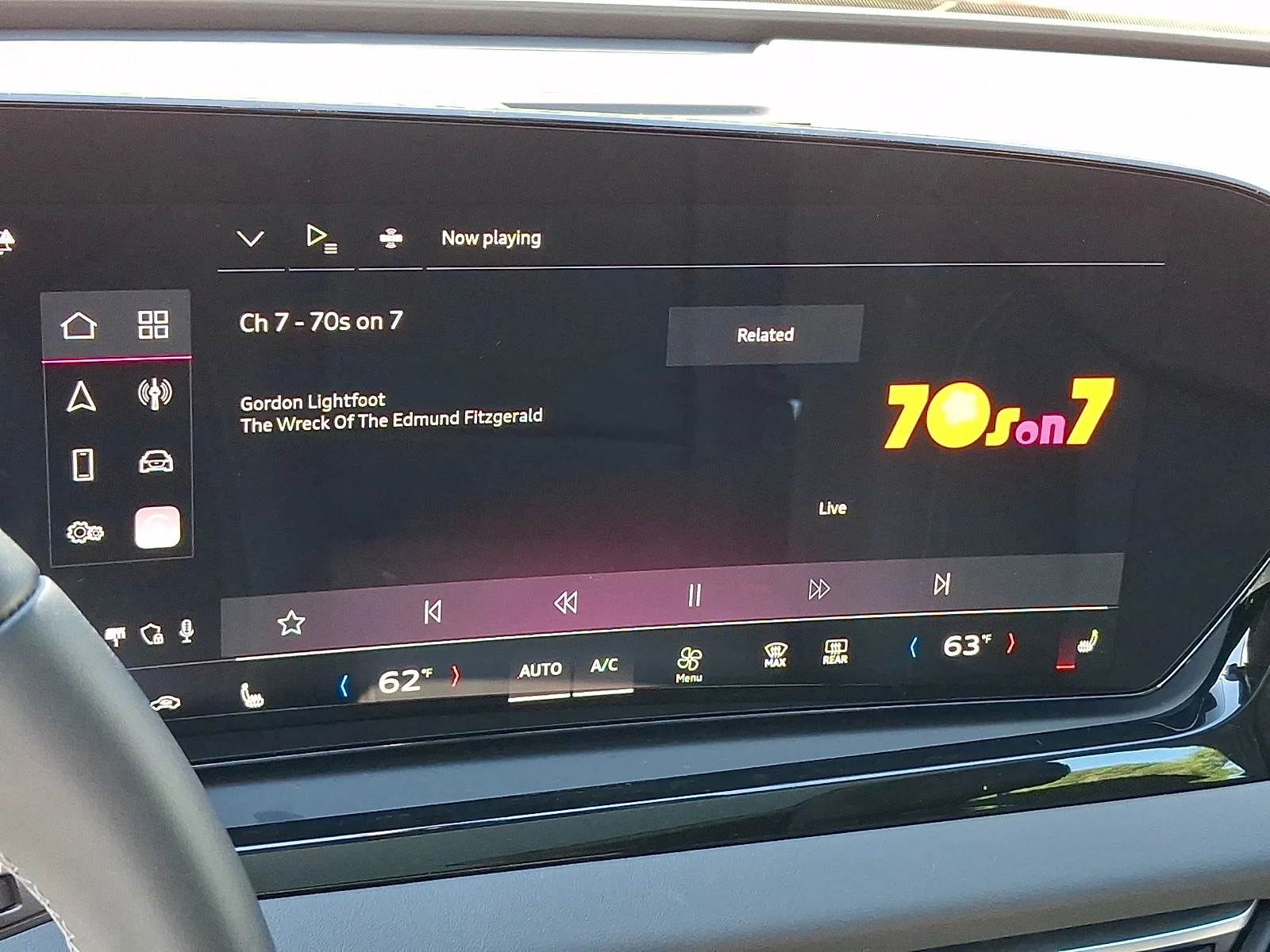 Used 2025 Mythos Black Metallic   0E0e Audi Premium Plus image 18