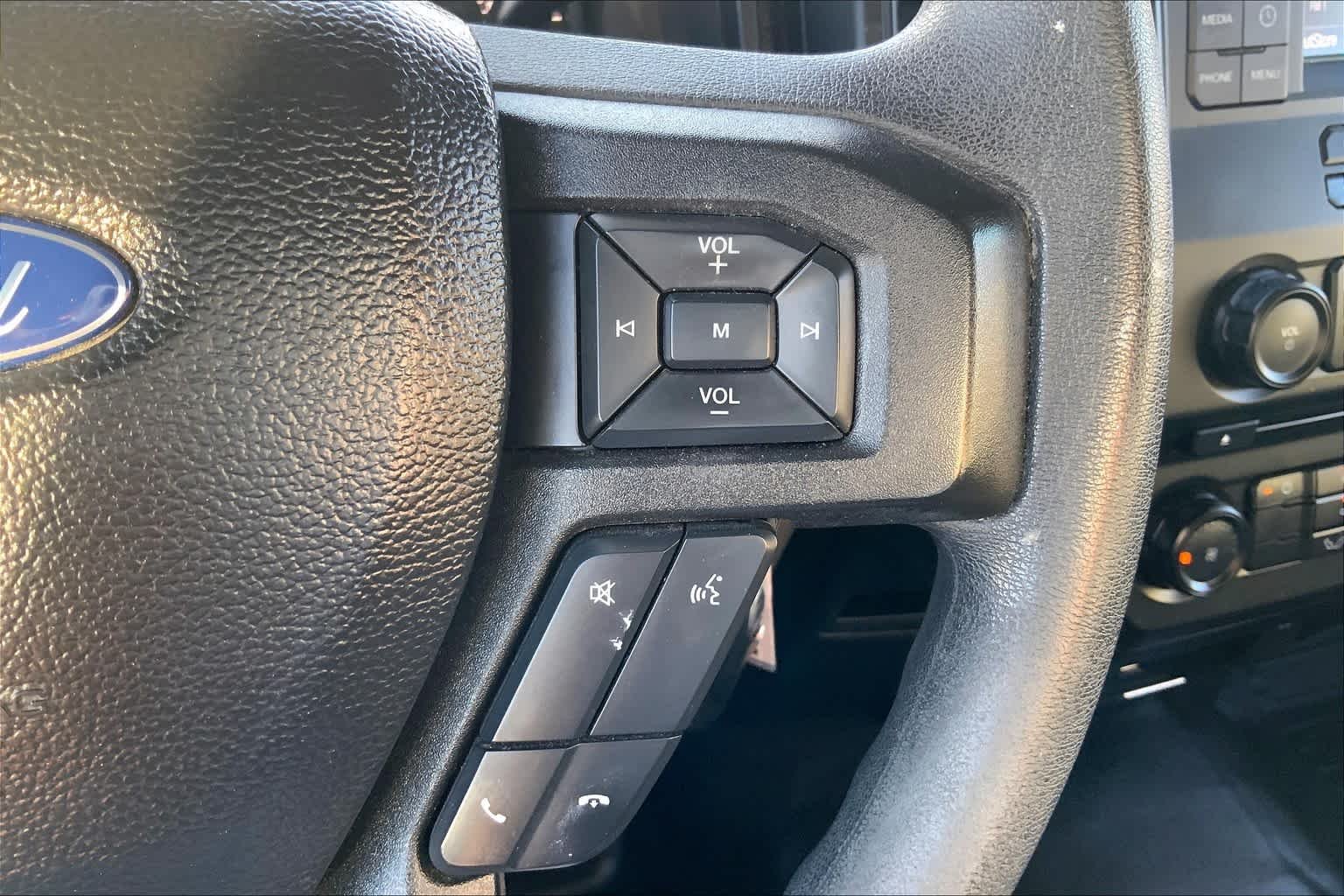 Used 2017 Oxford White Ford XL image 25
