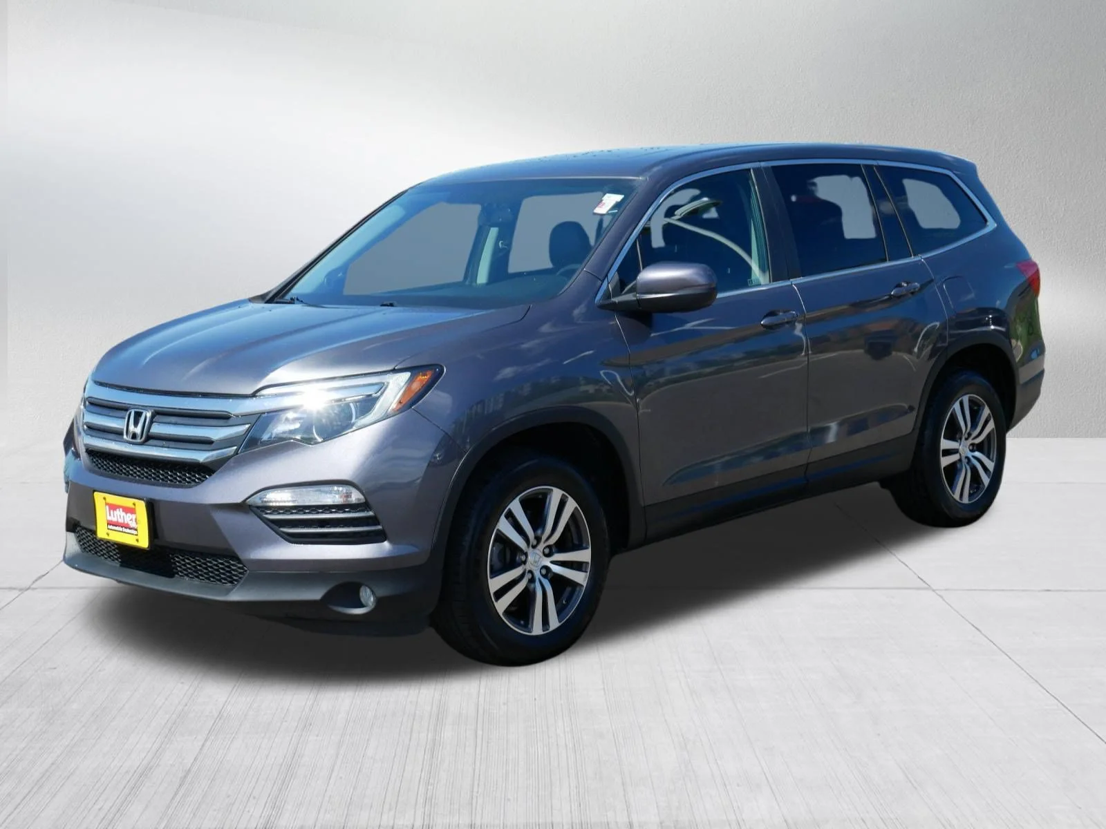 Certified Used 2018 Modern Steel Metallic Honda EX-L image 3