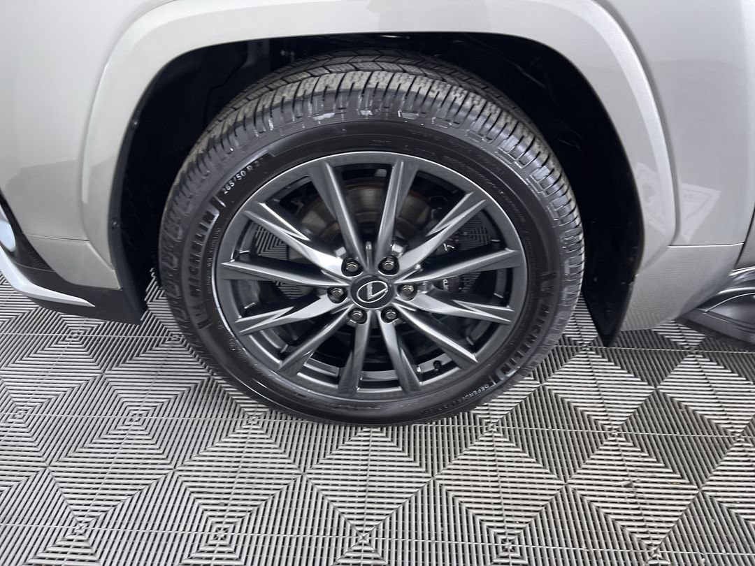 Used 2024 Atomic Silver Lexus 600 F SPORT image 25