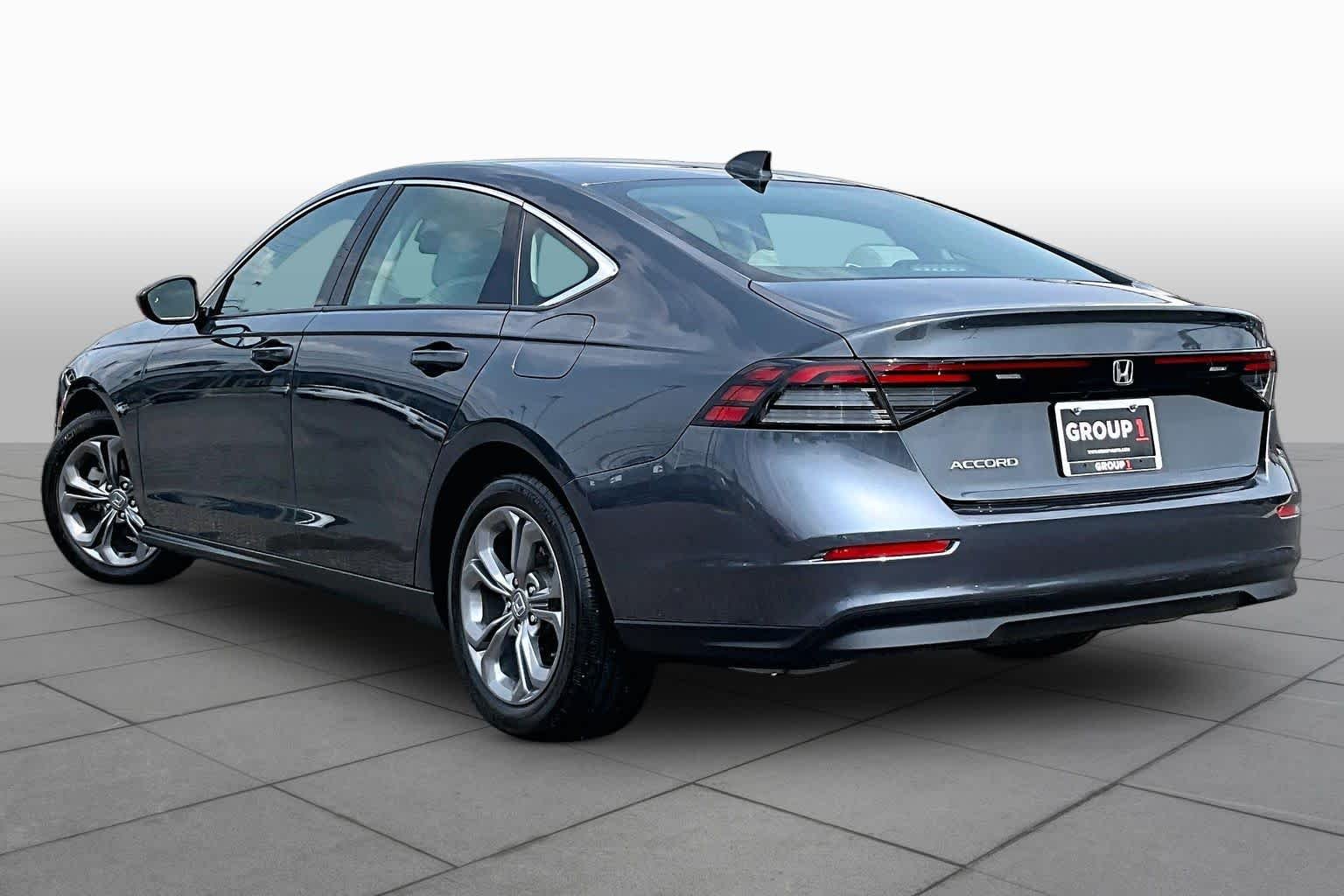 Used 2024 Meteorite Gray Metallic Honda EX image 11