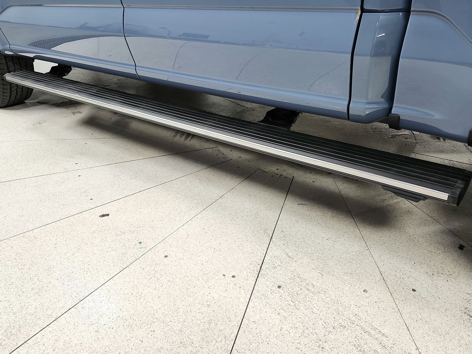 Used 2023 Azure / Gray Metallic Ford Platinum image 55