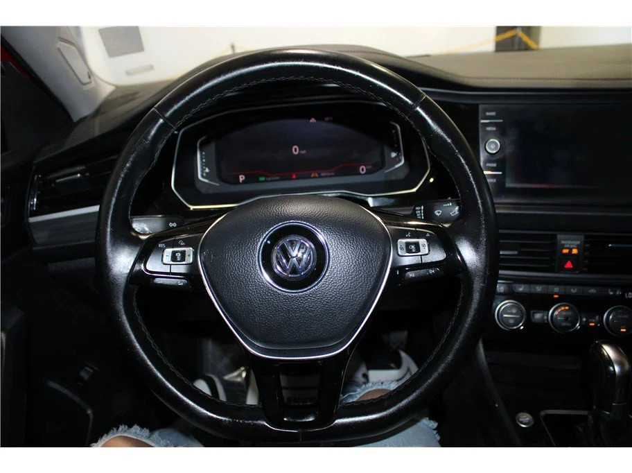 Used 2019 Red Volkswagen SEL image 25