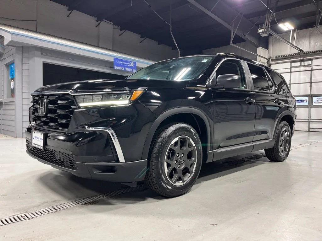 2023 Honda Pilot LX - Photo 39