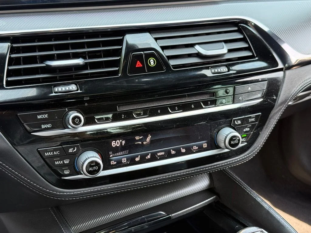 Used 2019 White BMW Competition image 20
