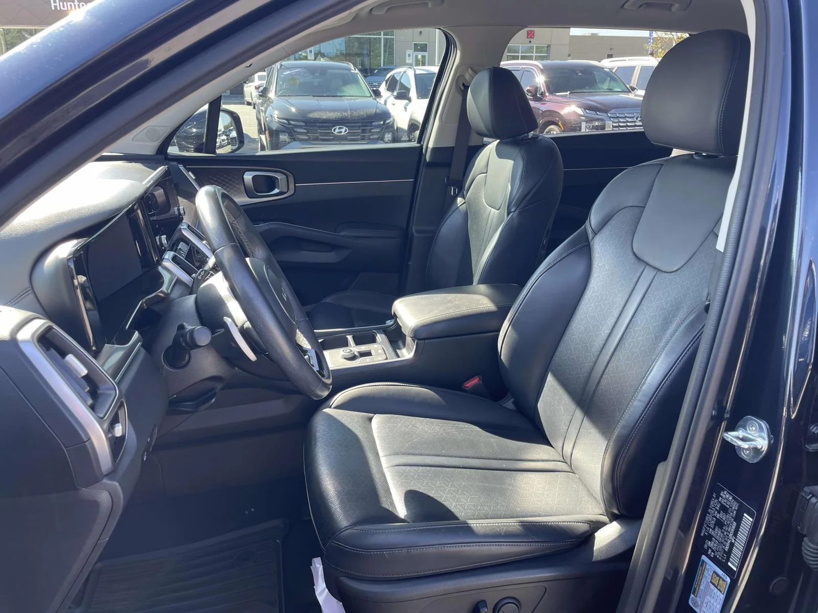 Used 2022 Gravity Blue Kia EX image 7