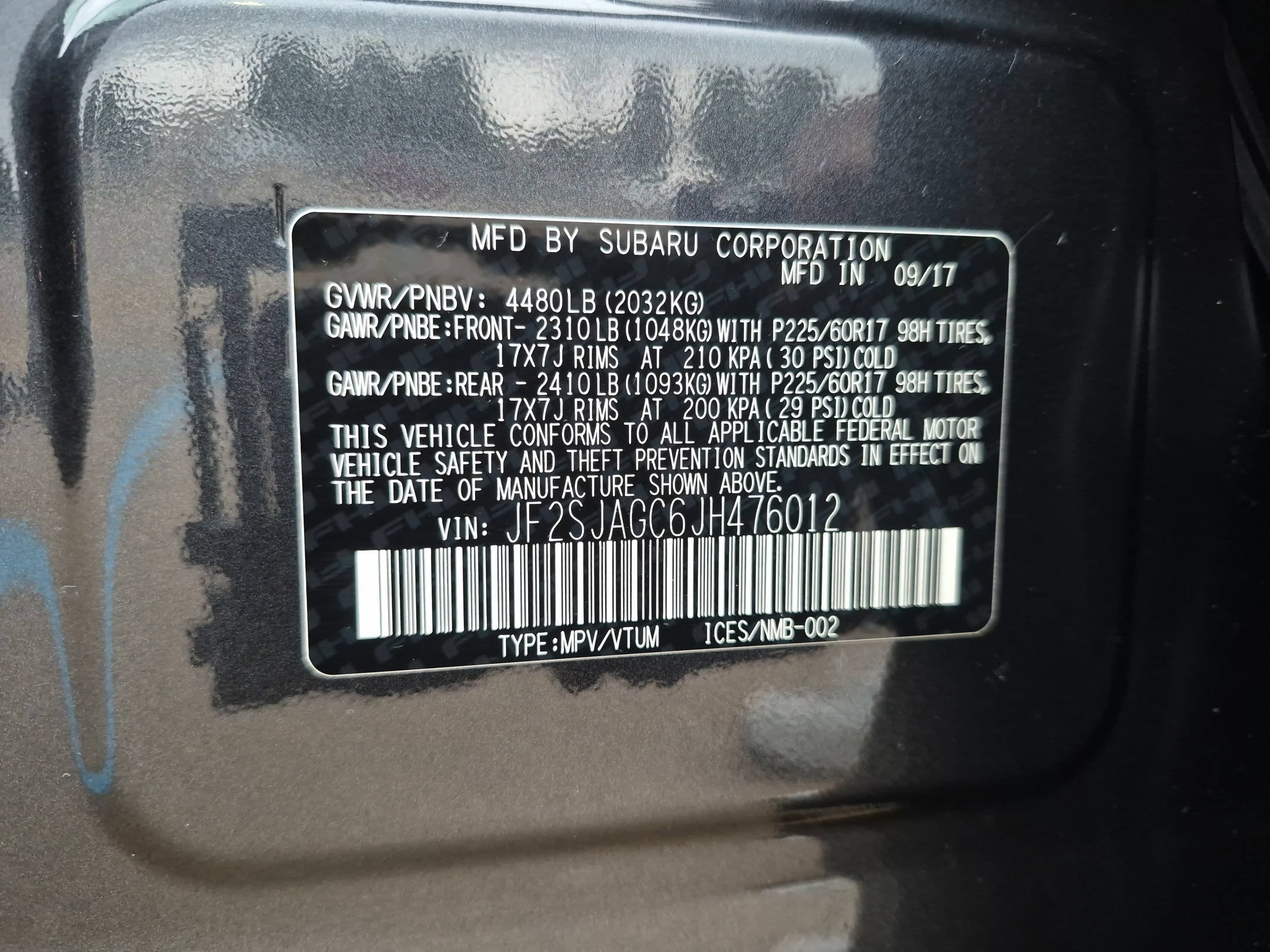 Used 2018 Dark Gray Metallic Subaru 2.5i Premium AWD image 34