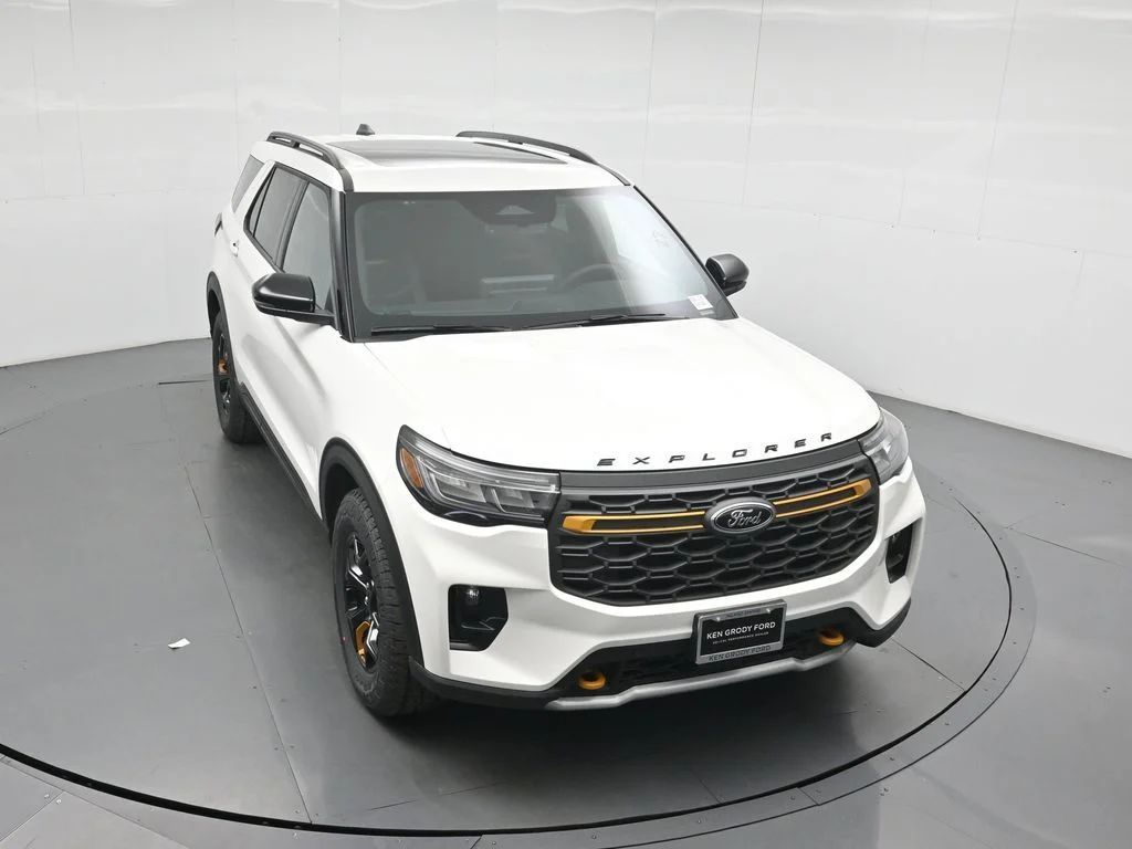 2026 Ford Explorer Tremor - Photo 34