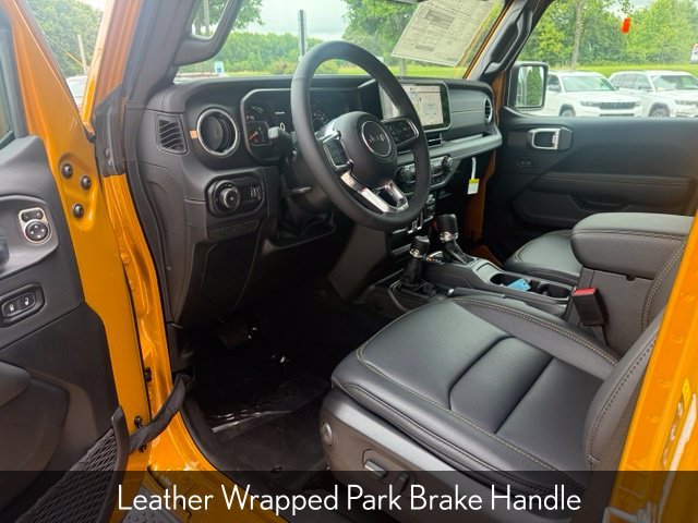 New 2026 Goldilocks Exterior Paint Jeep Sahara image 13