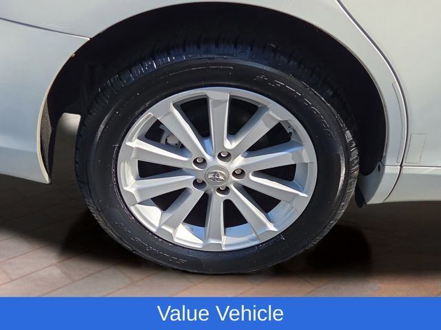 Used 2010 Blizzard Pearl Toyota Base image 5