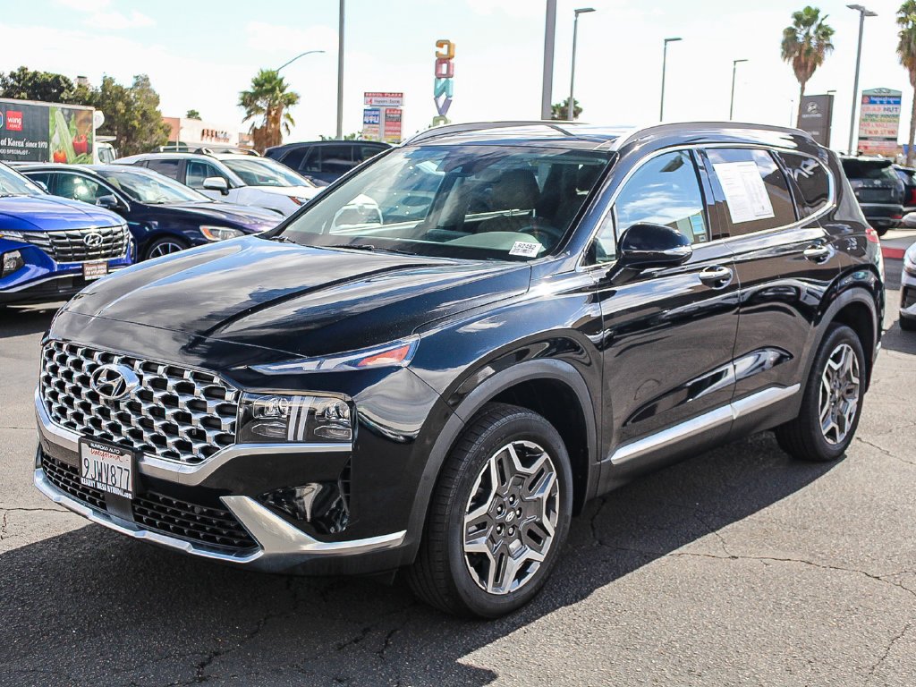 Used 2023 Black Hyundai Limited image 3