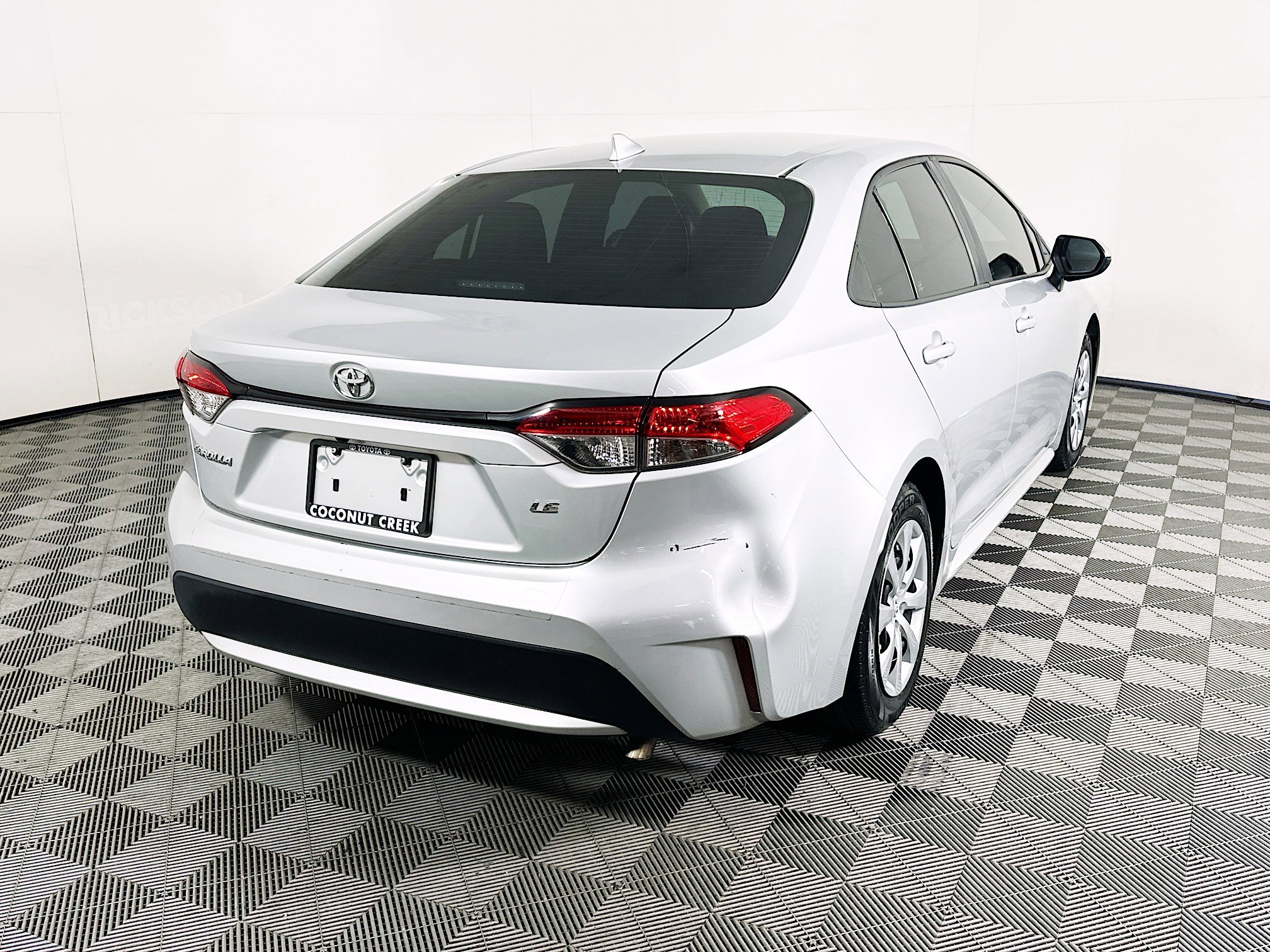 2021 Toyota Corolla thumbnail 5