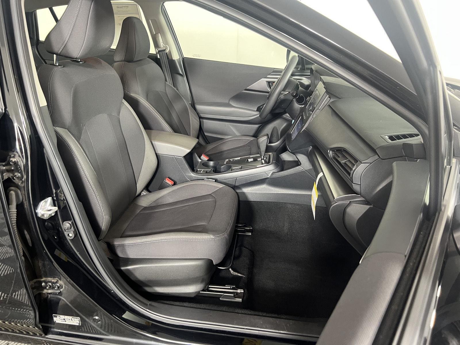 Used 2024 Crystal Black Silica Subaru Base image 18