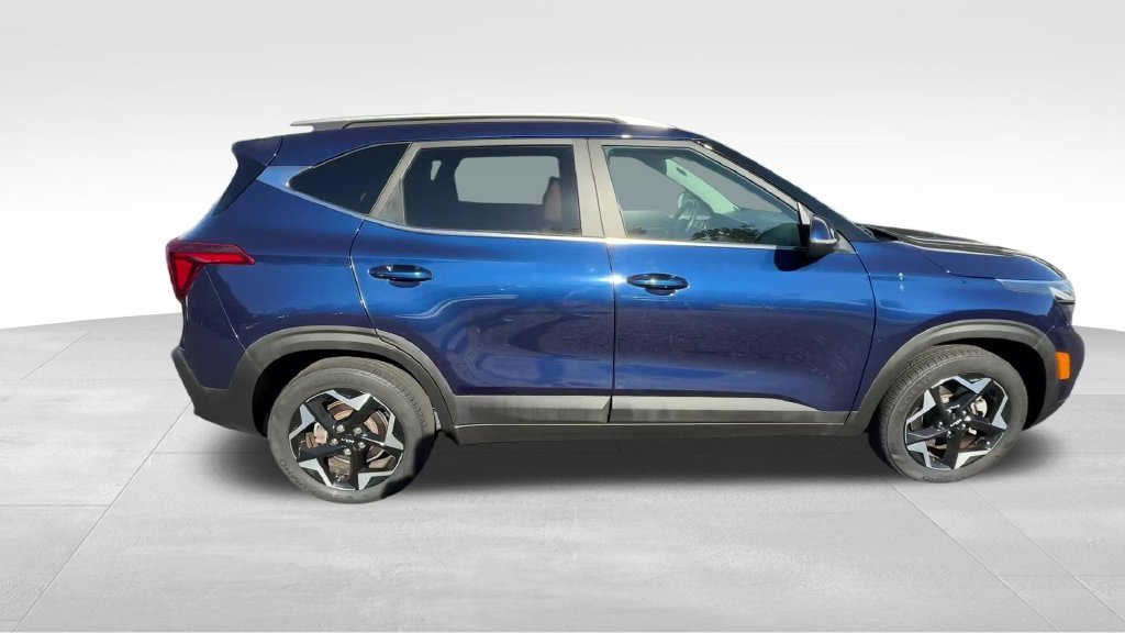 Used 2024 Ocean Blue Kia EX image 6