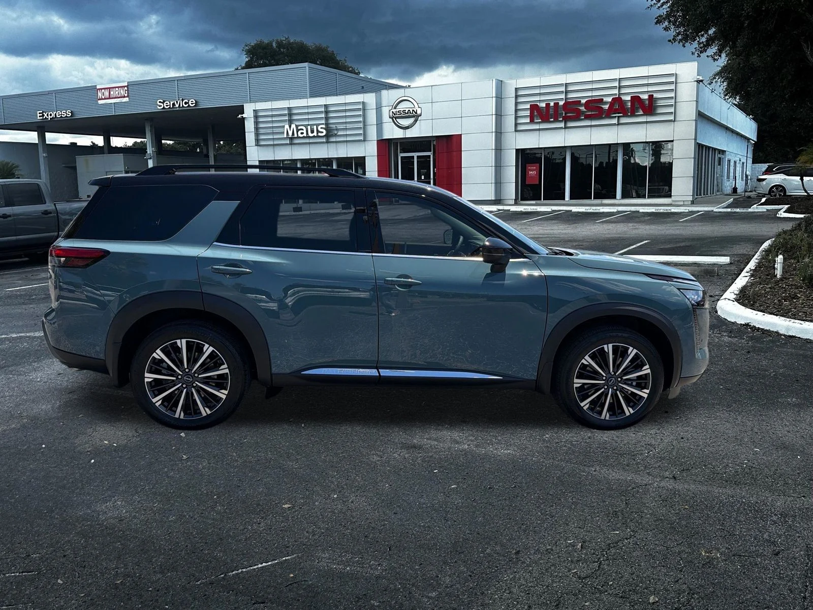 New 2026 Nissan Pathfinder Platinum 4D Sport Utility