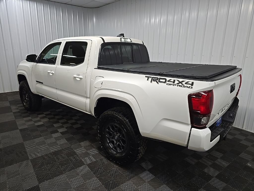 Used 2022 White Toyota SR image 9
