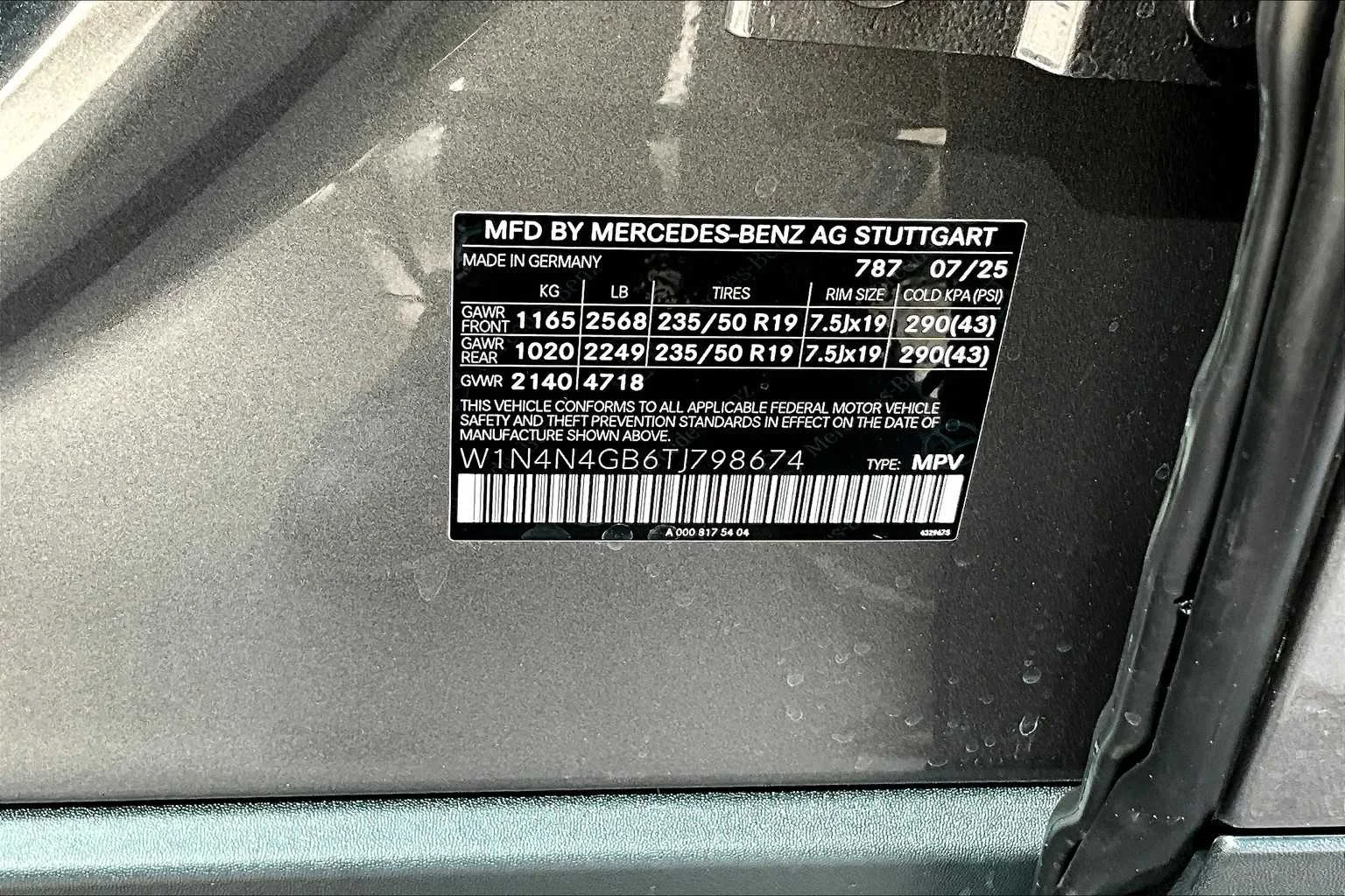 New 2026 Mountain Grey Metallic Mercedes-Benz GLA 250 image 21