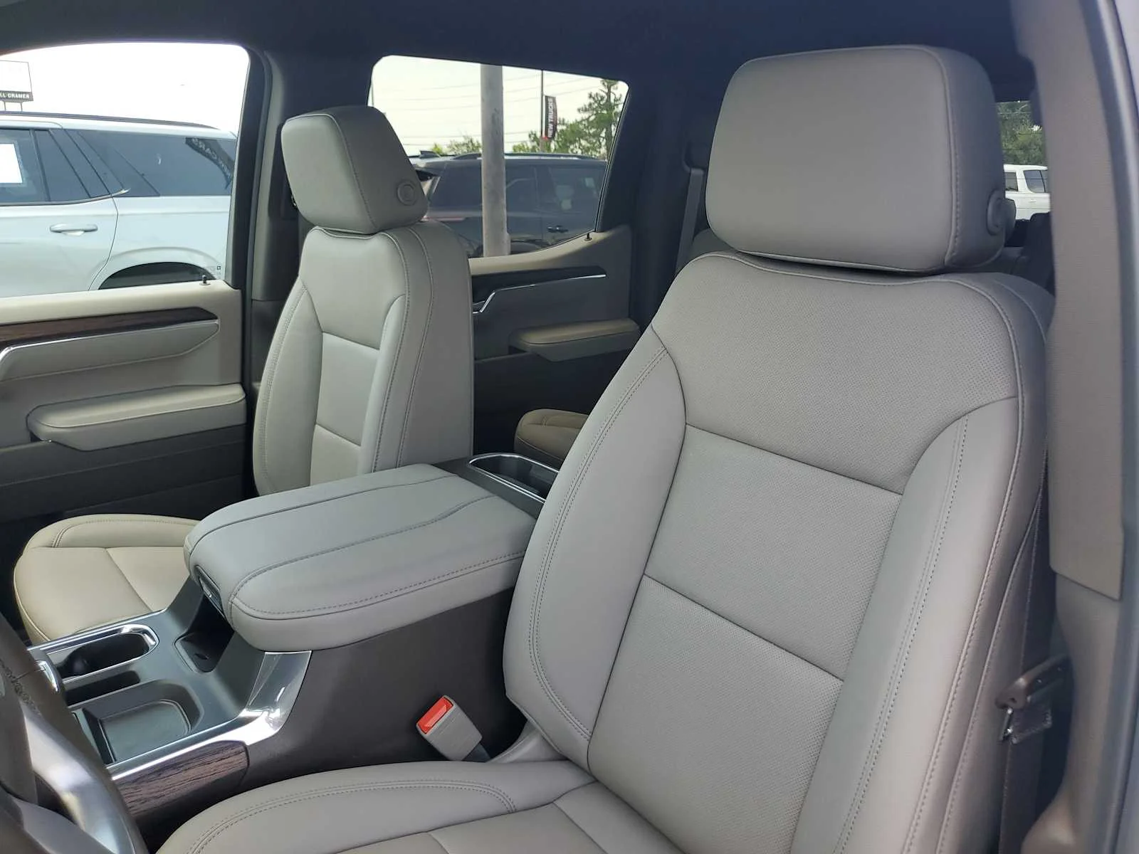 New 2026 Summit White GMC SLT image 25
