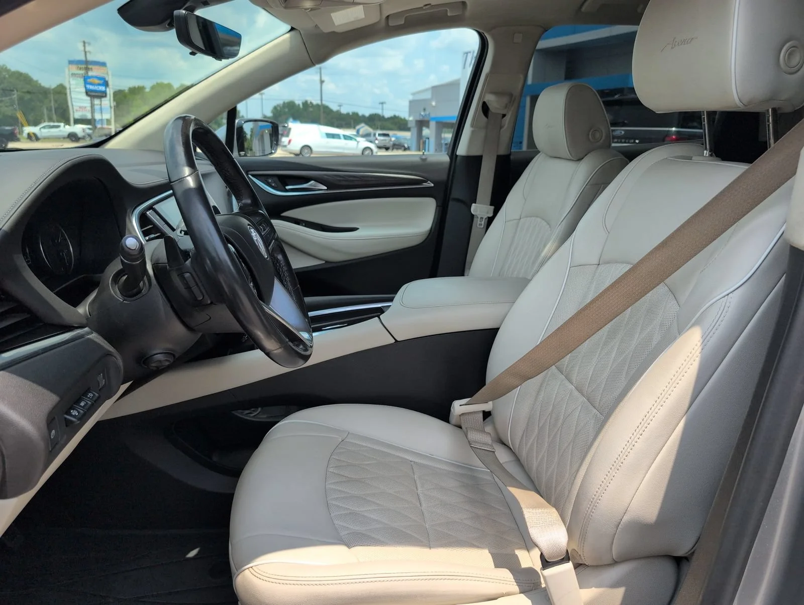 Used 2024 Moonstone Gray Metallic Buick Avenir image 13