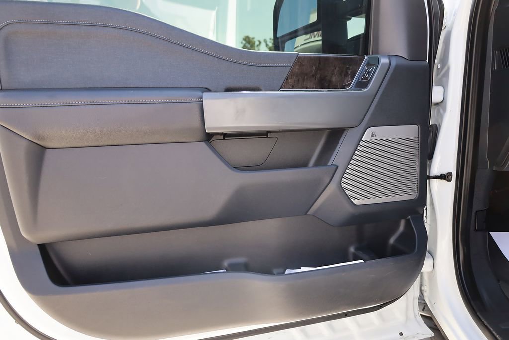 Used 2023 Oxford White Ford LARIAT image 10