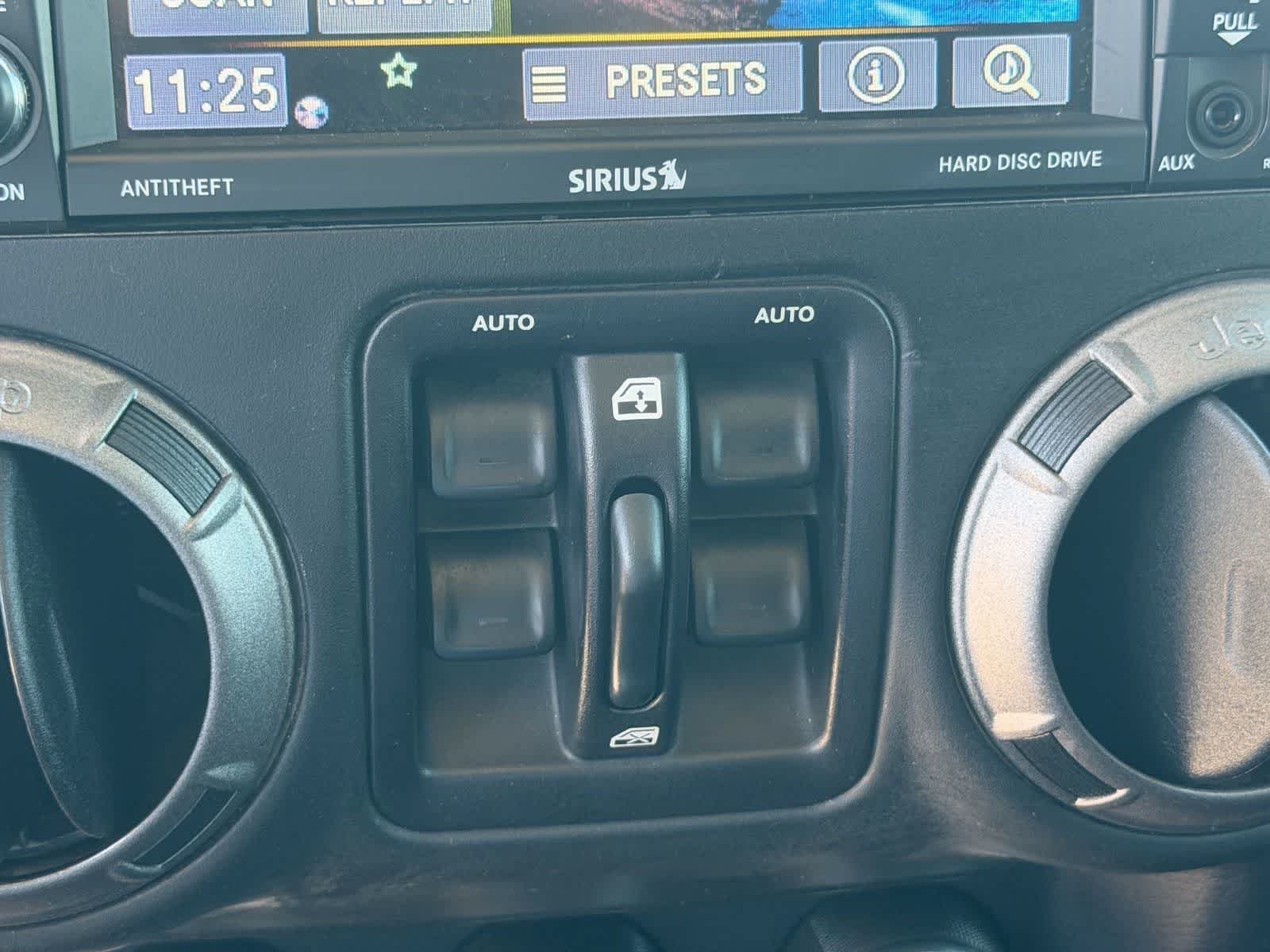 Used 2016 Black Clearcoat Jeep Sport image 22