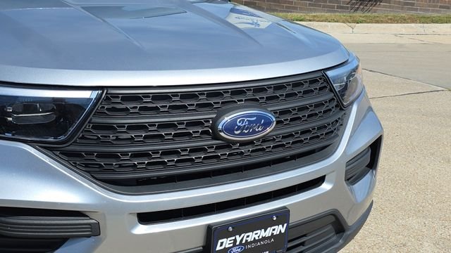 Used 2020 Silver Ford Base image 3