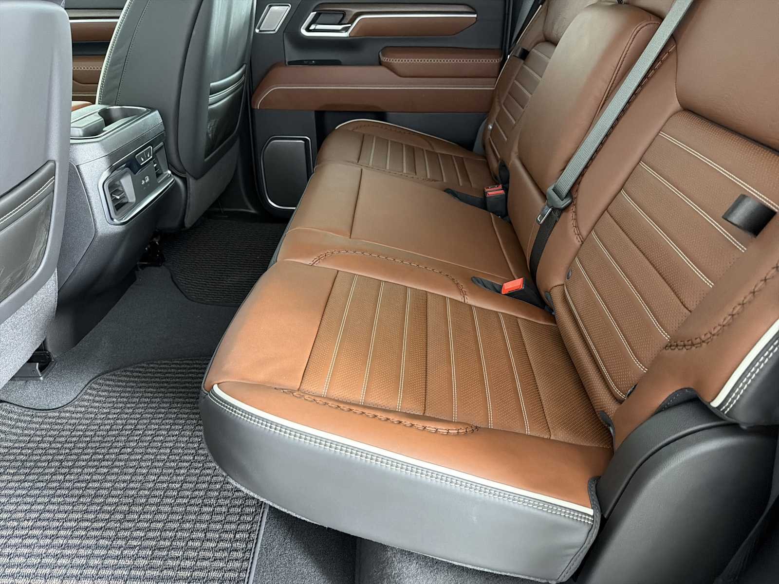 2026 GMC Sierra 2500HD Denali Ultimate - Photo 22