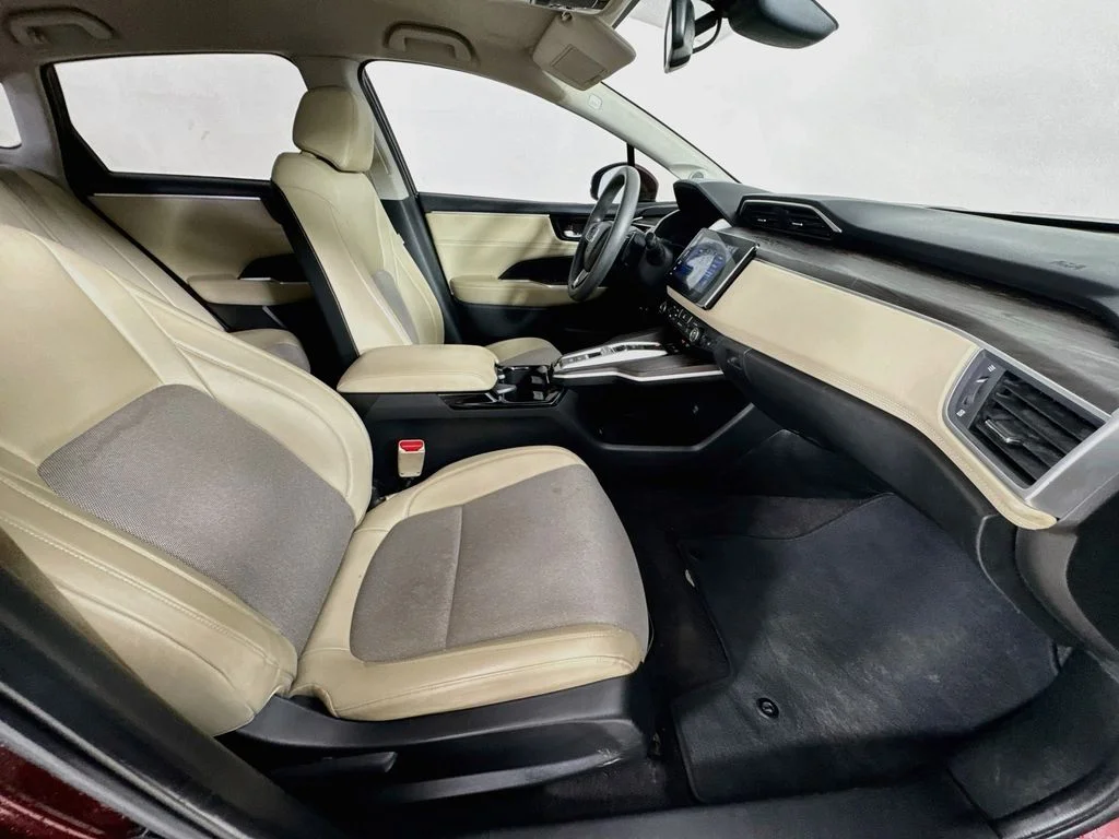 Certified Used 2018 Red Honda Base image 35