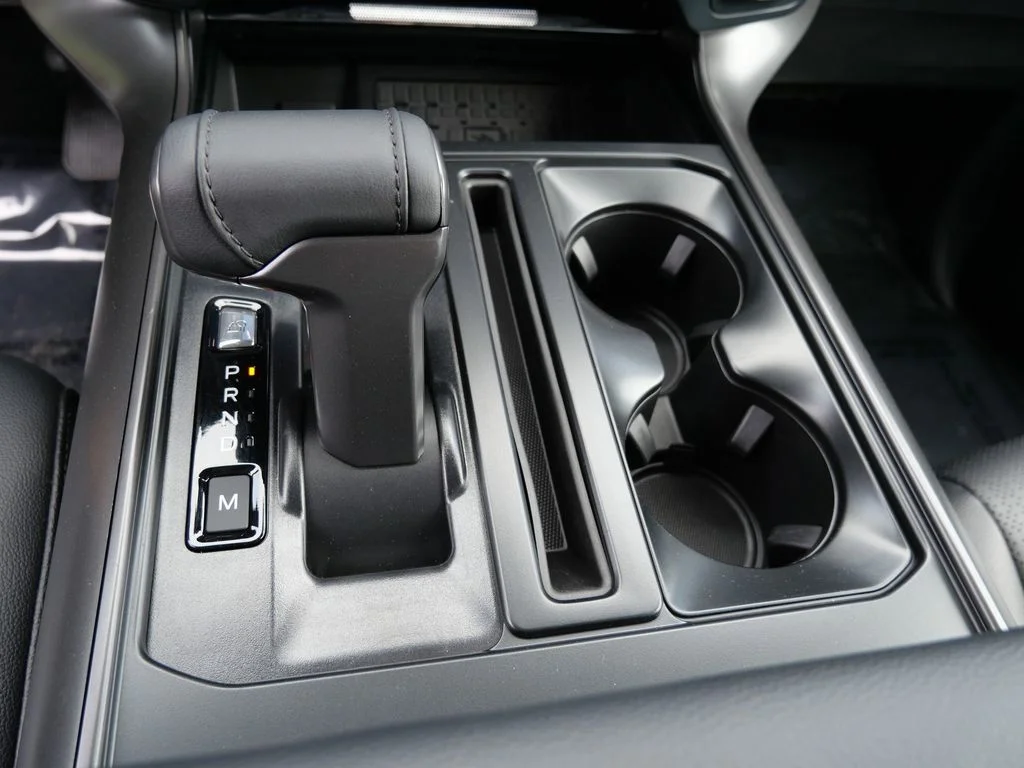 Used 2025 White Ford Lariat image 17