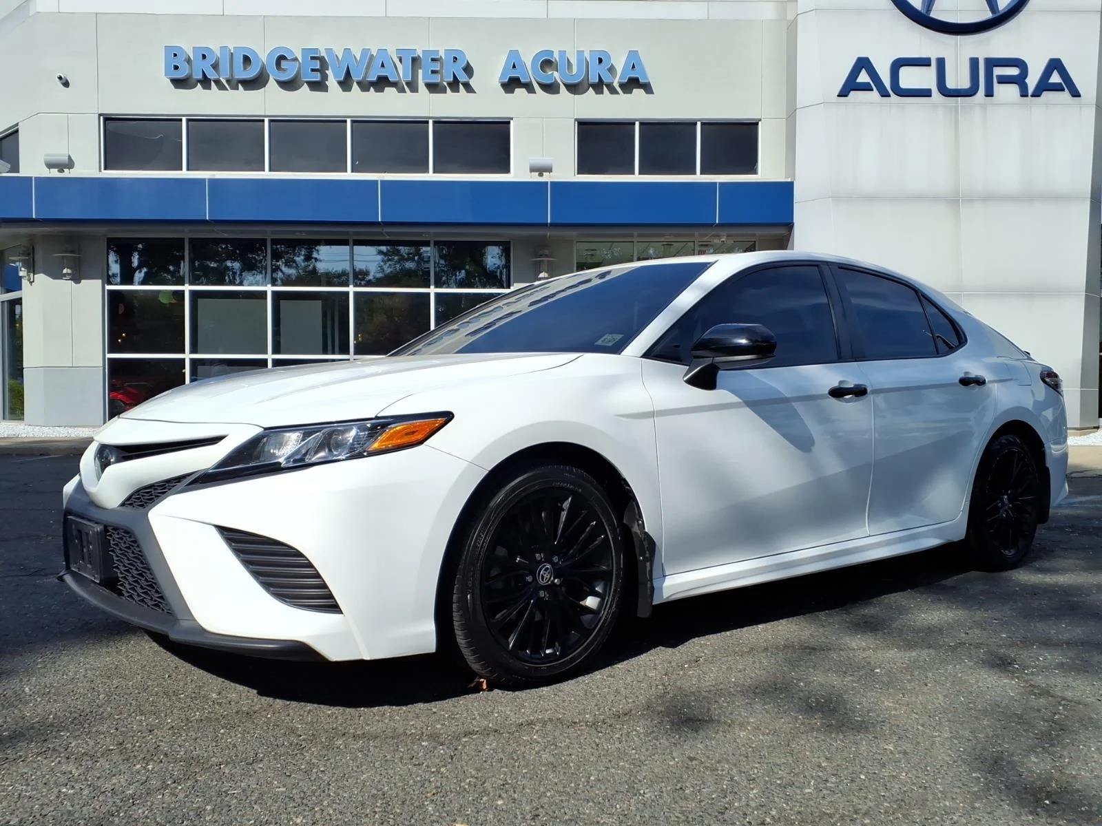 2020 Toyota Camry SE Nightshade