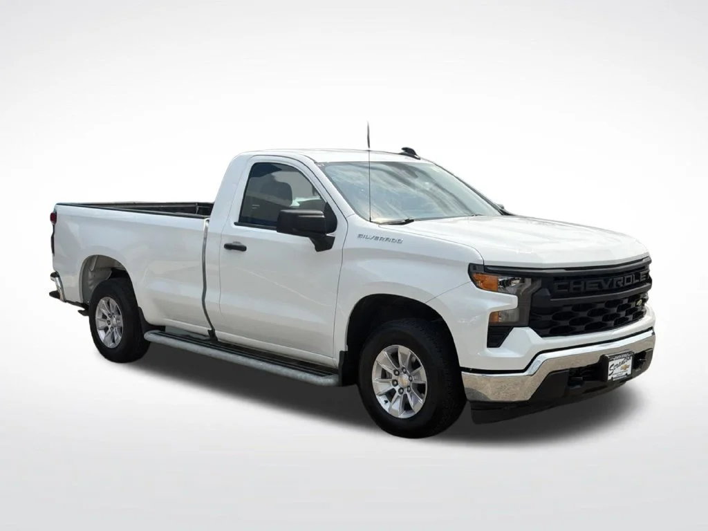 Certified Used 2025 Summit White Chevrolet WT image 39