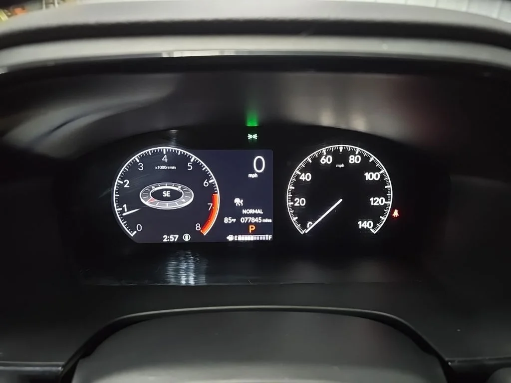 Used 2024 Gray Honda EX-L image 22