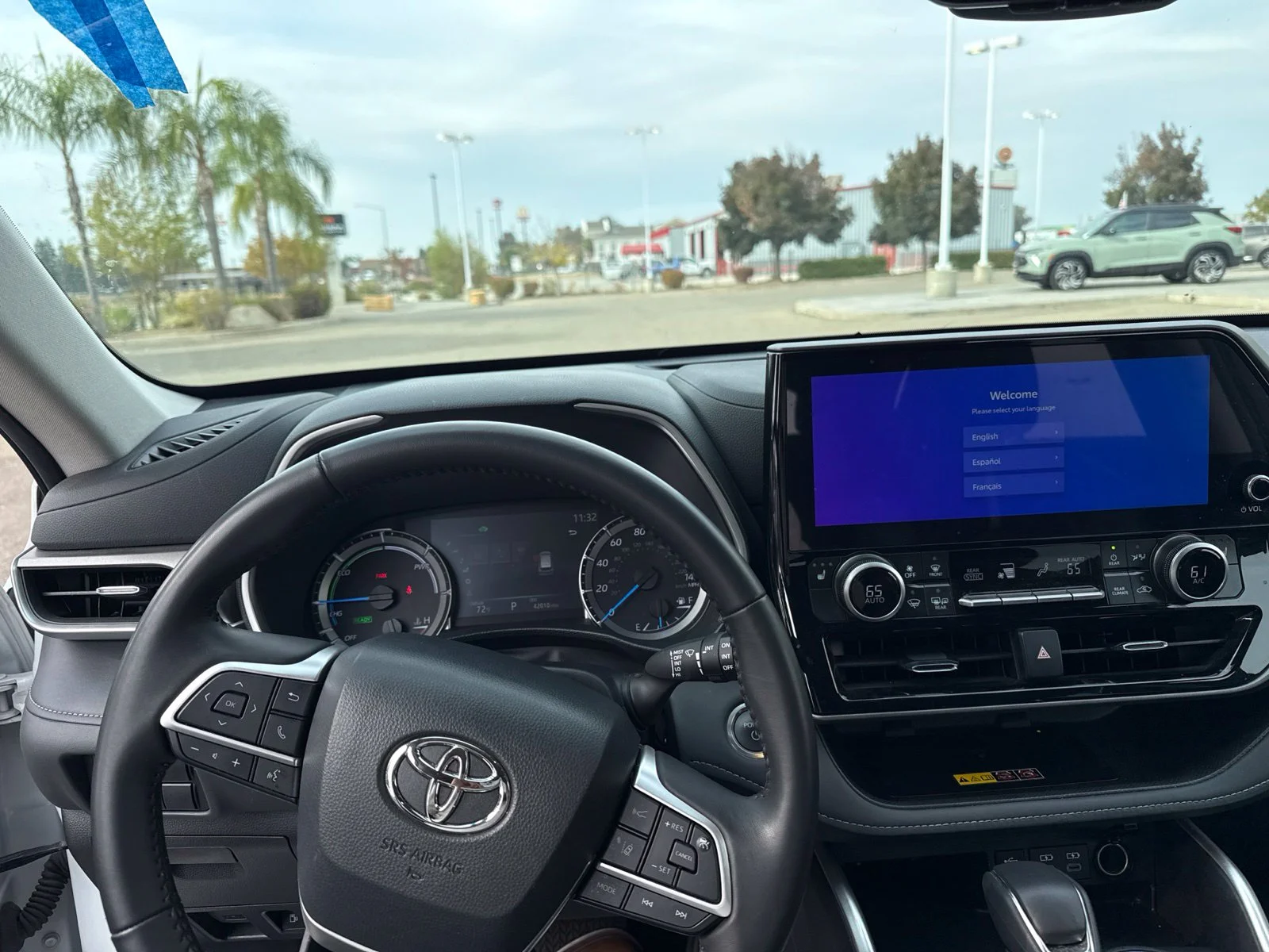 Used 2025 Beige Toyota XLE image 18