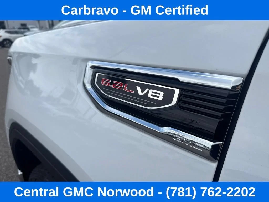Used 2024 Summit White GMC SLT image 10